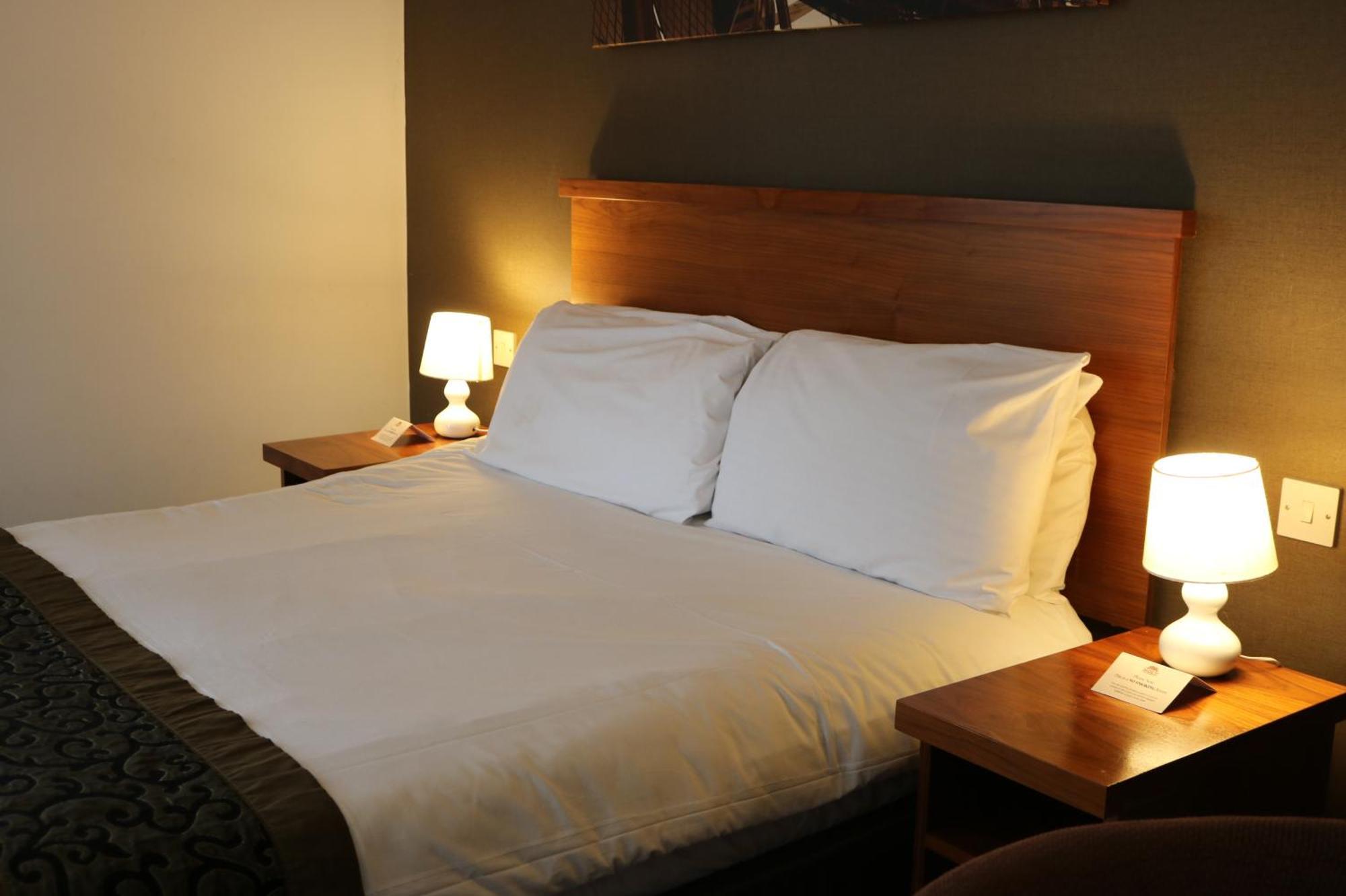 Fairway Inn แมนเชสเตอร์ ภายนอก รูปภาพ